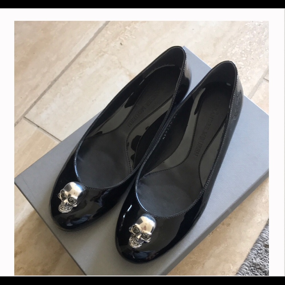 Alexander McQueen skull shoes